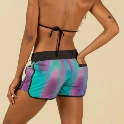 Boardshort Surf Femme TINI BLUR Avec Ceinture élastiquée Et Cordon De Serrage -Série Surf boardshort surf femme tini blur avec ceinture elastiquee et cordon de serrage 2