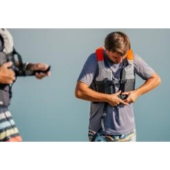 Série Surf -Série Surf gilet aide a la flottaison 50n gris kayak stand up paddle deriveur 1