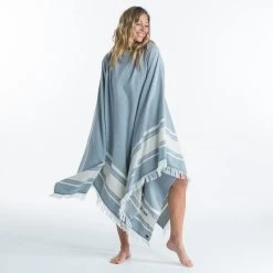 Serviette De Plage Poncho 190 X 190 Cm - Gris Bleu -Série Surf serviette de plage poncho 190 x 190 cm gris bleu 8